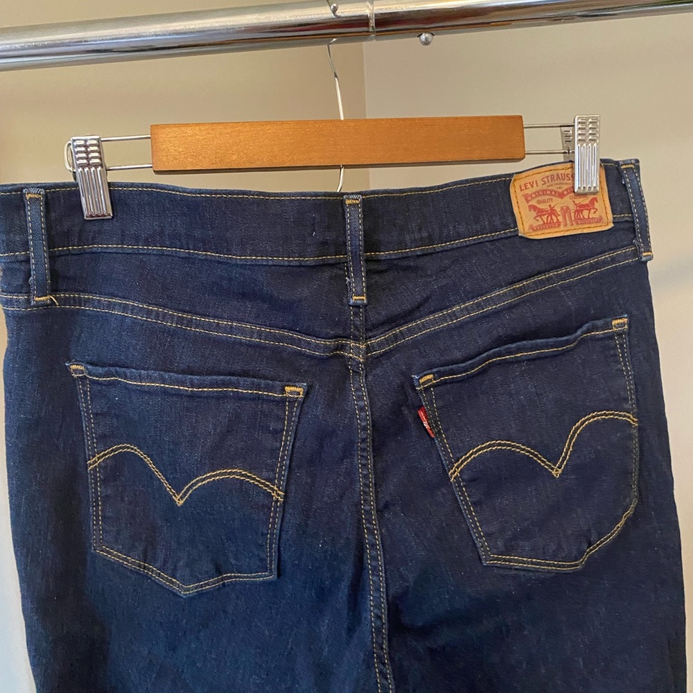 LEVIS High Rise Super Skinny - Picture 6 of 6